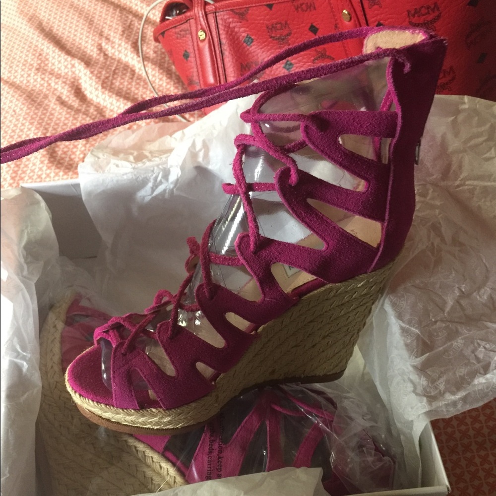 Steve Madden Wedges NEVER WORN